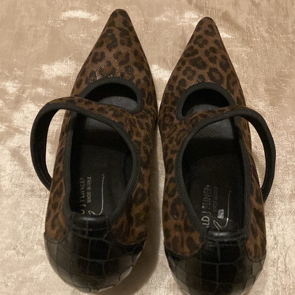 Donald J. Pliner Edna Leopard Kitten Heel Pumps - Picture 4 of 6